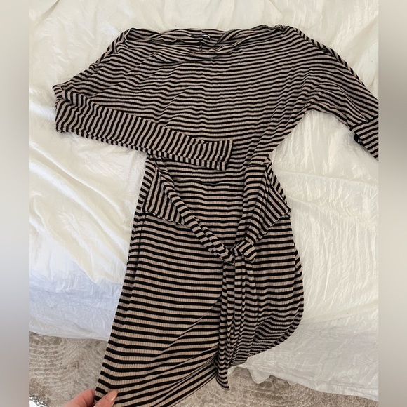 Fashion Nova Dresses & Skirts - Fashion Nova Sweater Dress